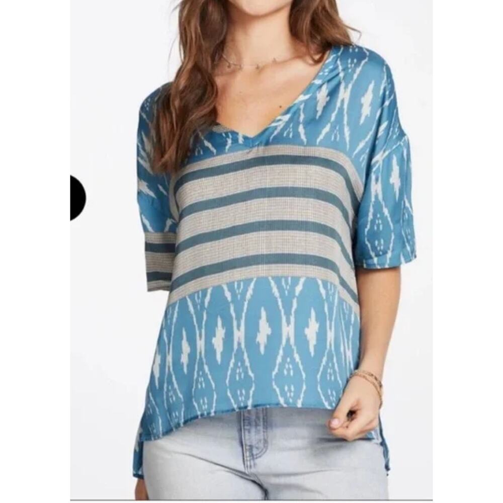 Chaser Short Sleeve V-Neck Blouse Silky Boxy Ikat Medium